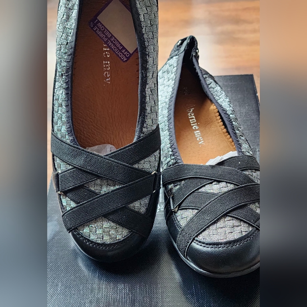 BM bernie mev woven silver and black flats.